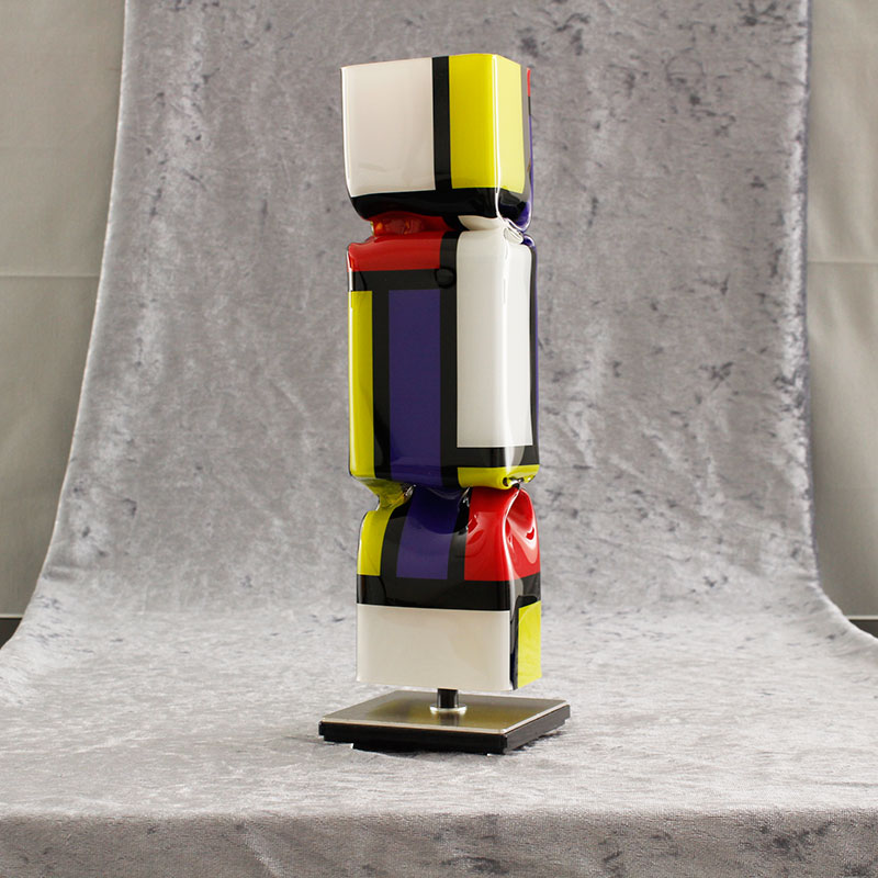 Ad van Hassel - ART CANDY TOFFEE - HOMMAGE TO PIET MONDRIAN - original handgemachte ART CANDY SKULPTUR