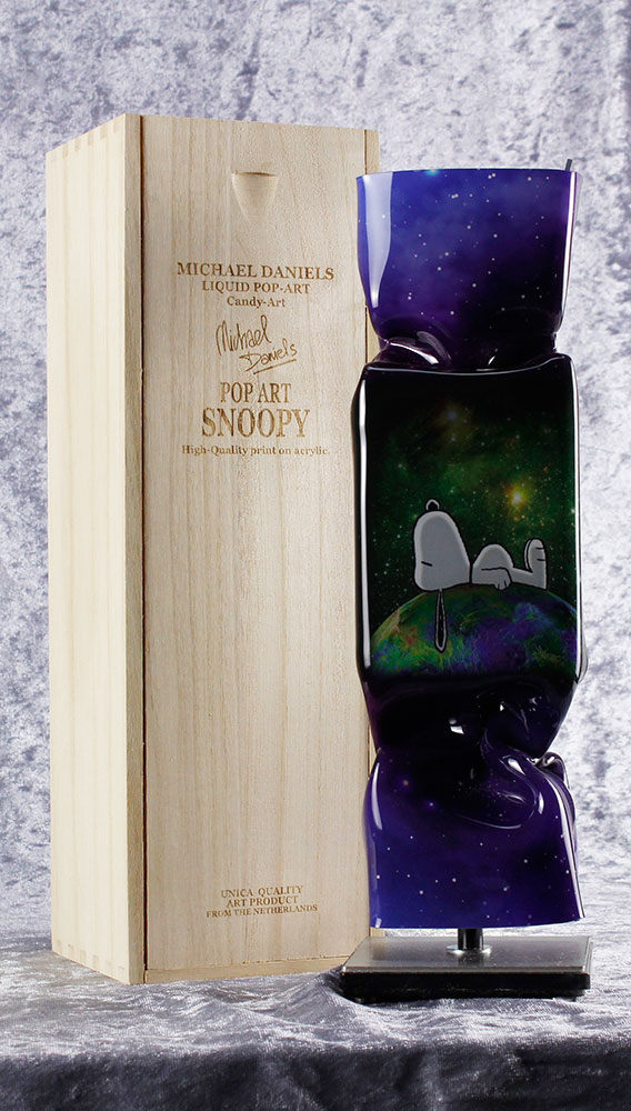 Michael Daniels - LIQUID POP ART - SNOOPY (STERNENHIMMEL) - original handgemachte ART CANDY SKULPTUR